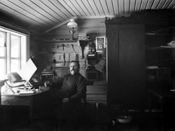 Mann, fotograf H.H. Lie, fotoatelier, interiør