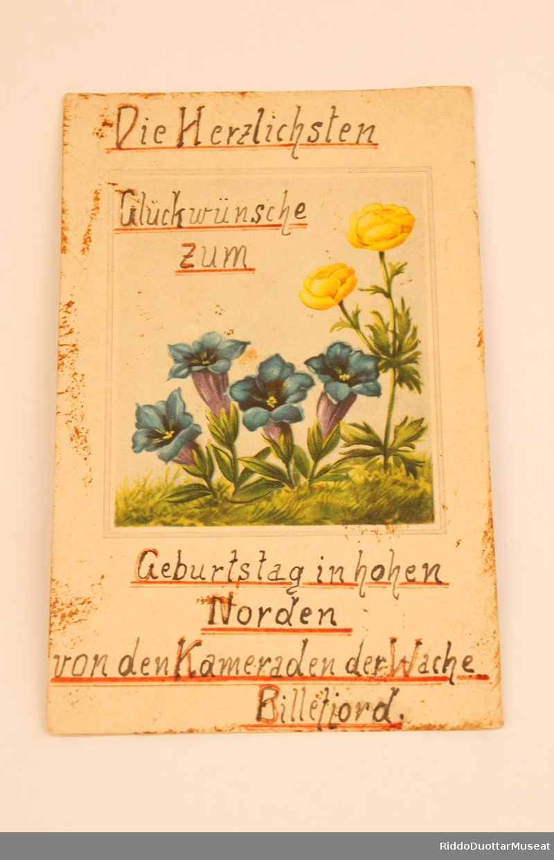 Kortet viser fire blå og to gule blomster