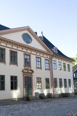 Collettgården, Kirkegata 15. Foto/Photo