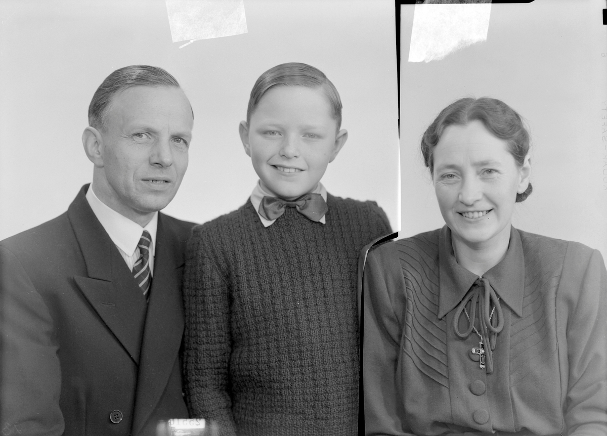 Ole og Inger Bjørseth med sønnen Olav