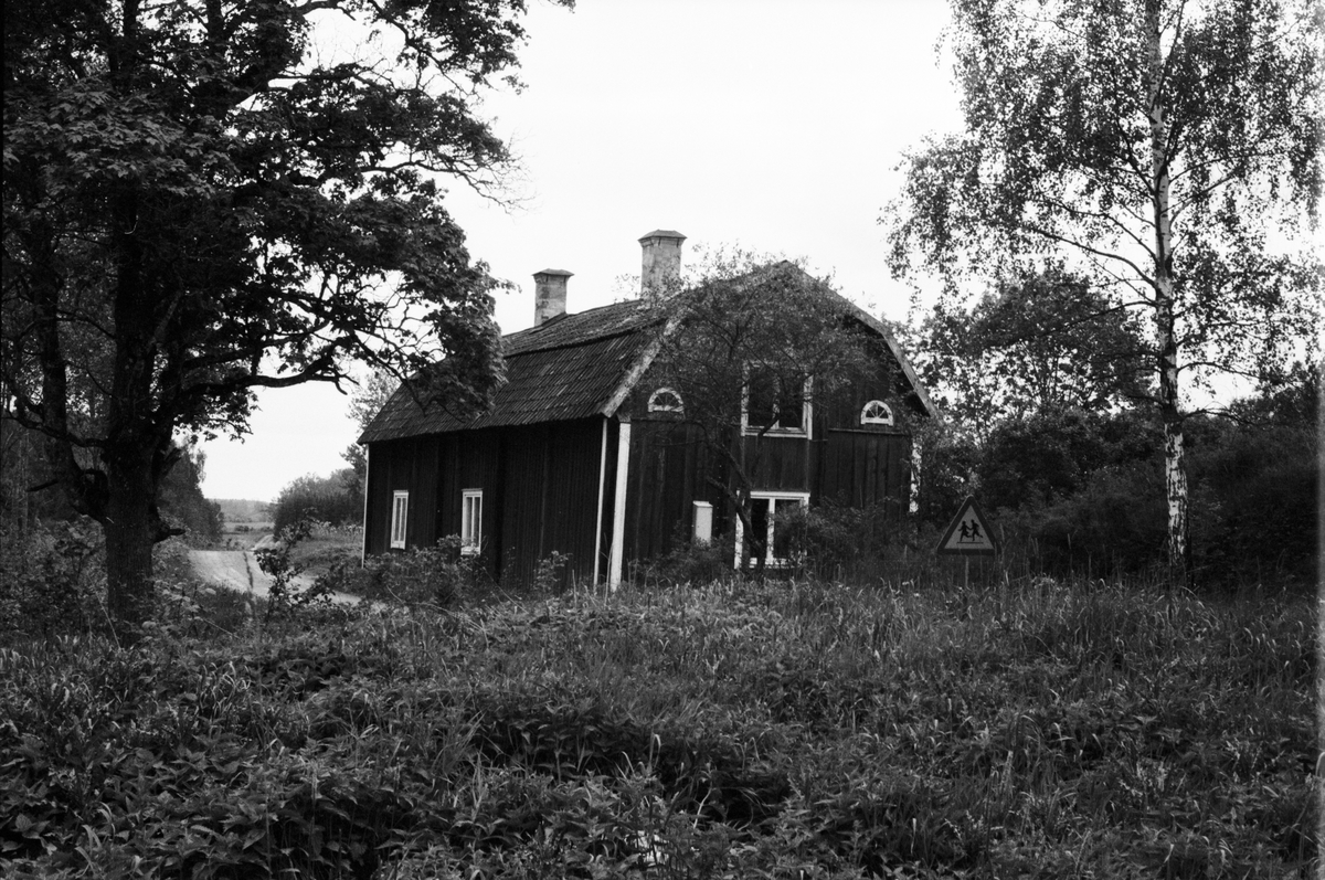 Bostadshus, Ormeryd 1:4, Stavby socken, Uppland 1987