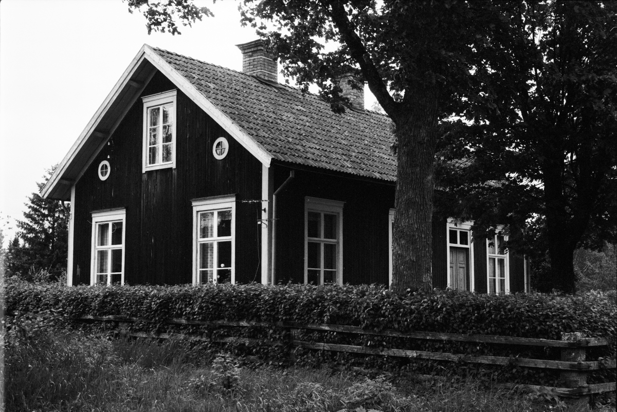 Skolhus, Ormeryd 1:11, Ormeryds skola, Stavby socken, Uppland 1987