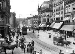 Karl Johan på Sigurd Hoels tid. Svart-hvitt foto.