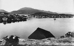 Katalog over bilder av eldre gateparti, bygninger og bygning