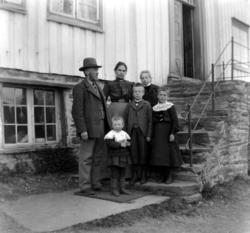 Tekst mangler. Her trenger vi hjelp av noen som kjenner seg 