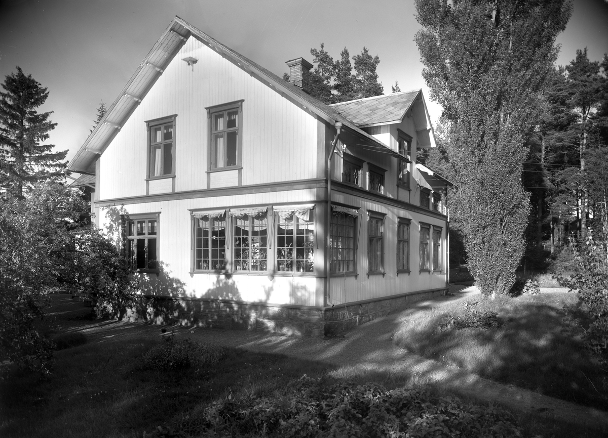 Villa i Koppom 1931. Bilden beställdes av Nils Brunzell.