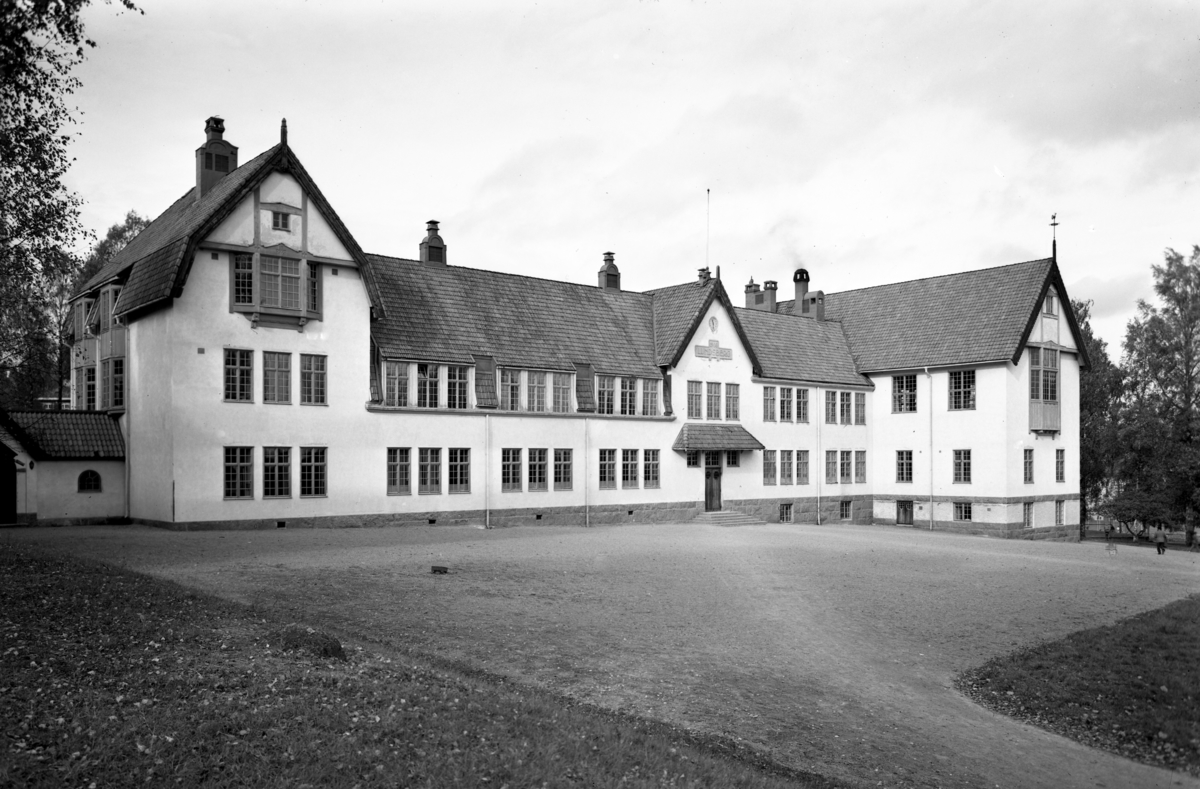 Lundsbergs boarding school - Wikipedia