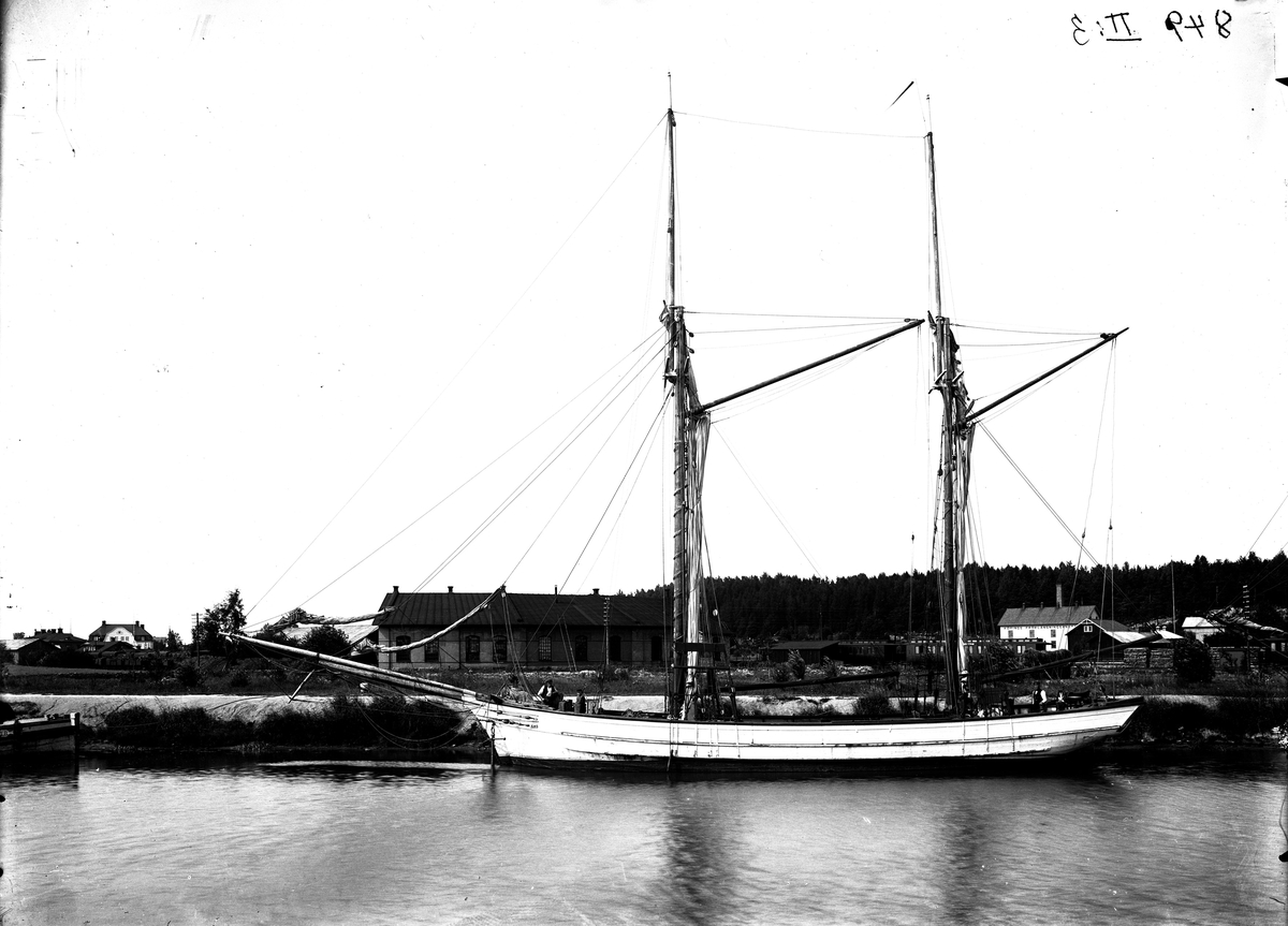 Bild av Alstra av Aspa Bruk byggd 1875 i Sjötorp.