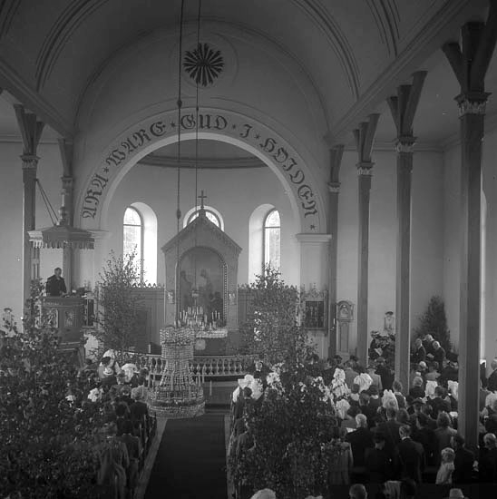 Vederslövs kyrka. Christina Nilsson-jubileet 1943.