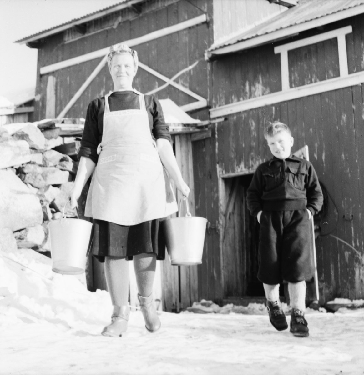 Vardens arkiv. "Besøk på fjellgård mellom Rauland og Rjukan" 07.01.1954