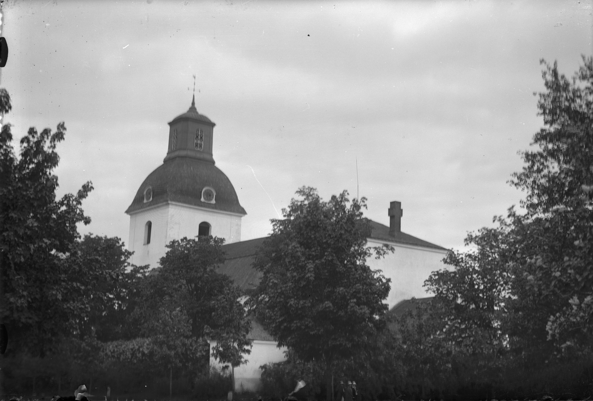 Ovansjö kyrka i Kungsgården.