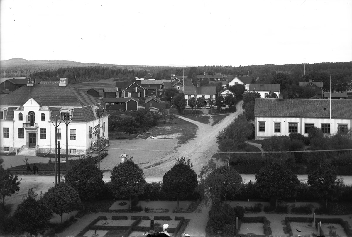 Kyrkbyn, Torsåker. Foto från kyrktornet 1914.