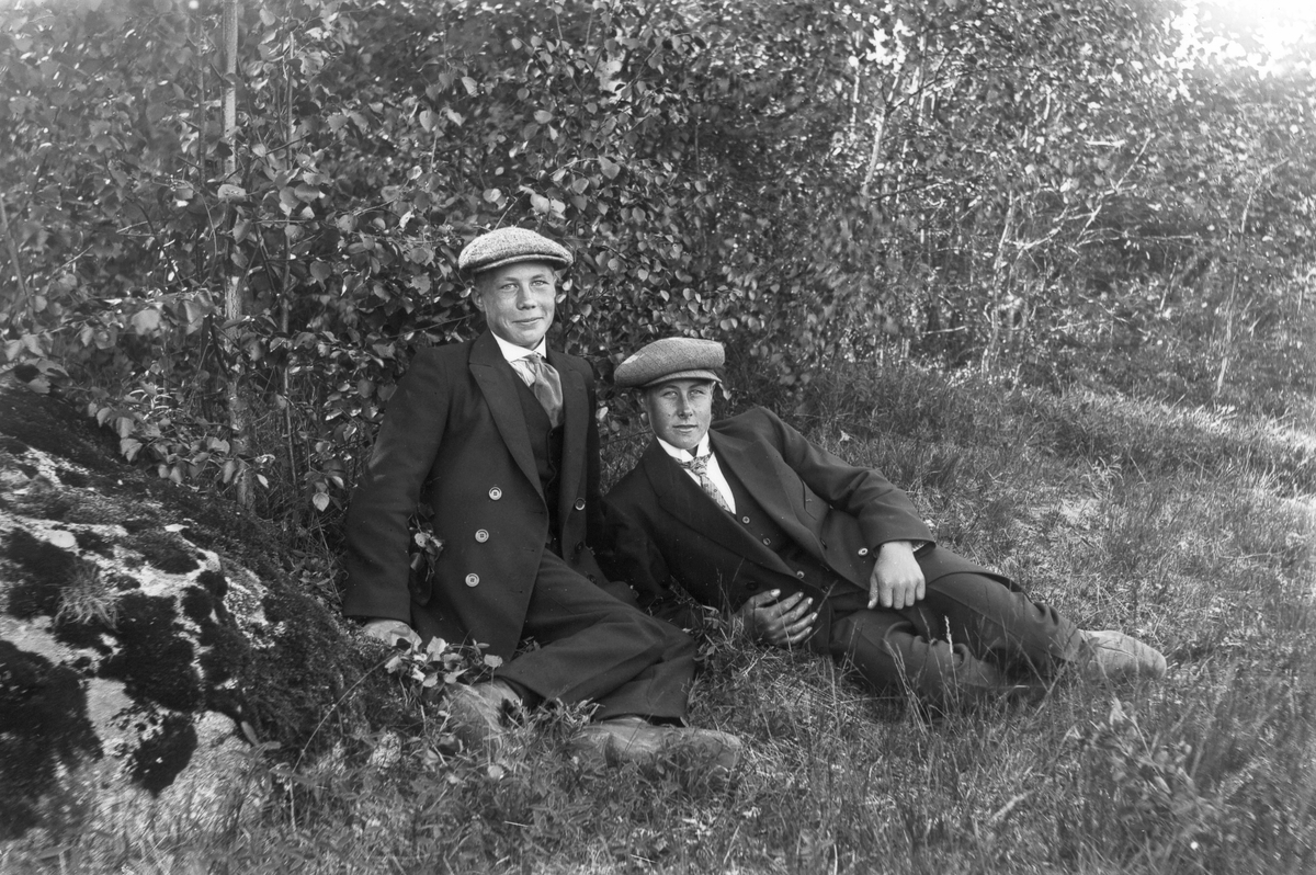 Kattnäs-Karl (Olsson) och Herman Eriksson.