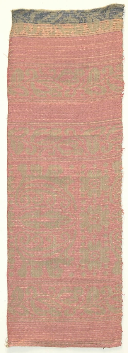 Tidigare katalogisering enl uppgift av Elisabeth Thorman kompletterad 1958 av Elisabeth Stawenow:

Möbeltyger, damast, 13 st, prover i olika färger
a) 18 x 52 cm. Ljusgrå bomullsvarp. Väft av violett lingarn

Utställd på Nordiska museet 1957-1958