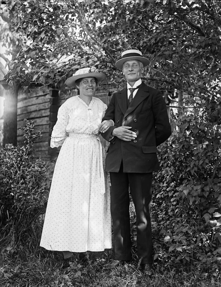 "Hildegard och Helge Pettersson", Uppland 1918