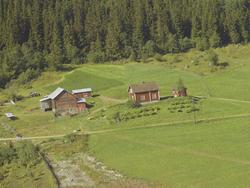 Småbruk med lite rødt hus, Løype (Løypet), Østre Gausdal