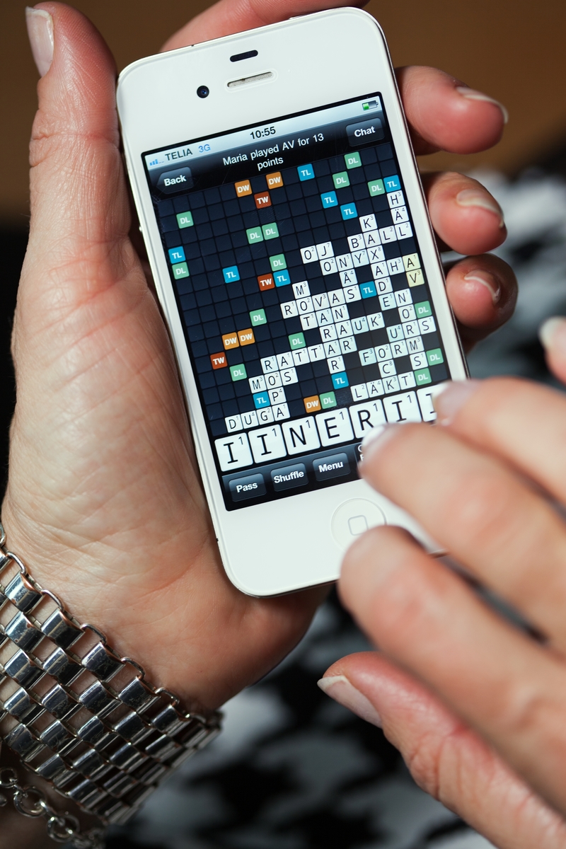 Bild till utställningen 100 innovationer föreställande innovationen "datorspel". På bilden syns en Apple Iphone 4 samt spelet Wordfeud (gratis-app från Appstore).
Privat telefon