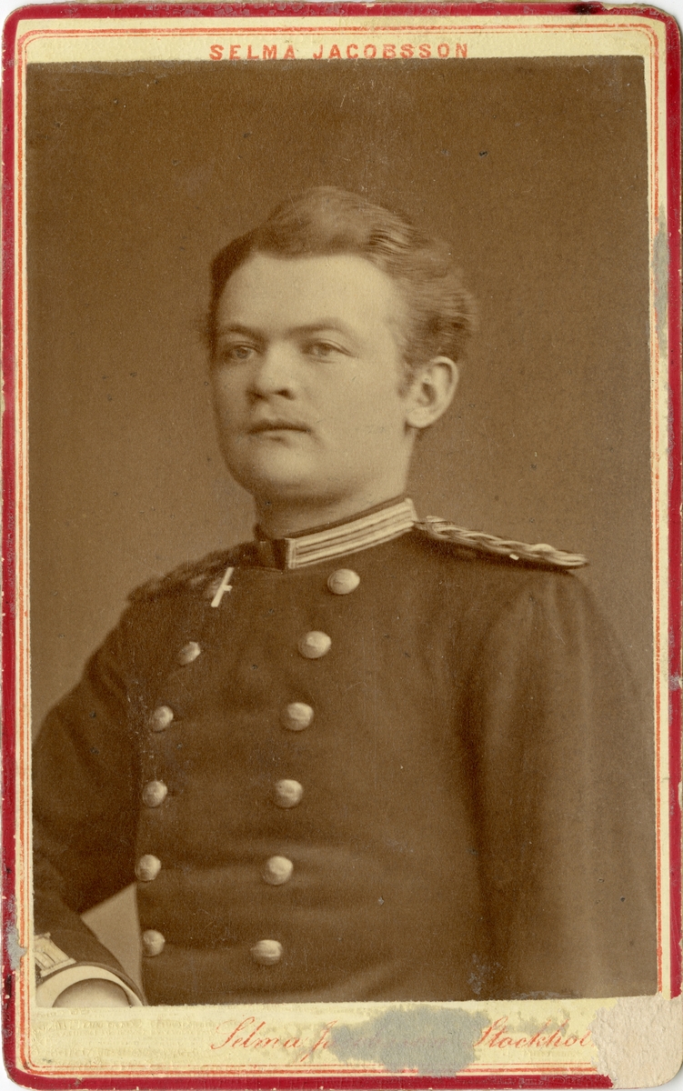 Porträtt av Lars Tingsten, underlöjtnant vid Hälsinge regemente I 14.