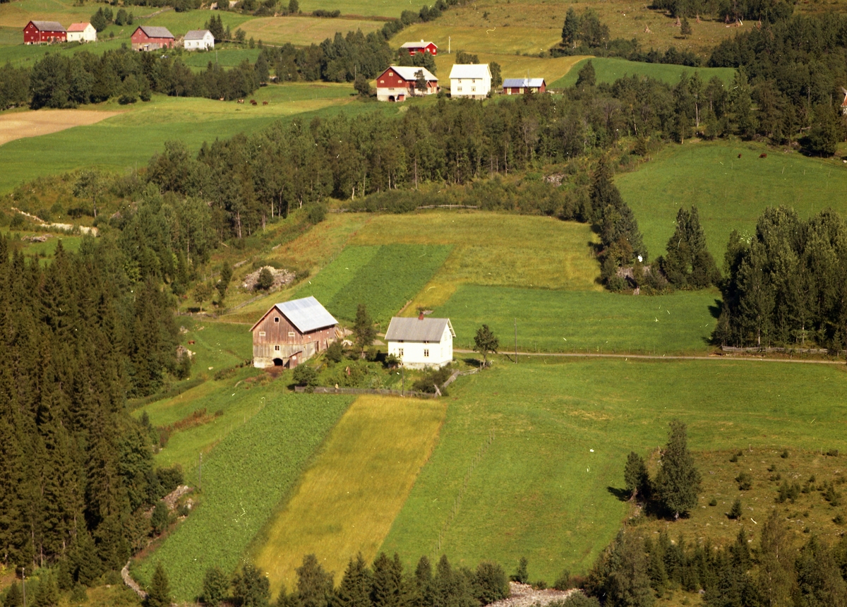 Gjøvik Snertingdal år 1966 Flyfoto Widerøe - Mjøsmuseet   Digitaltmuseum