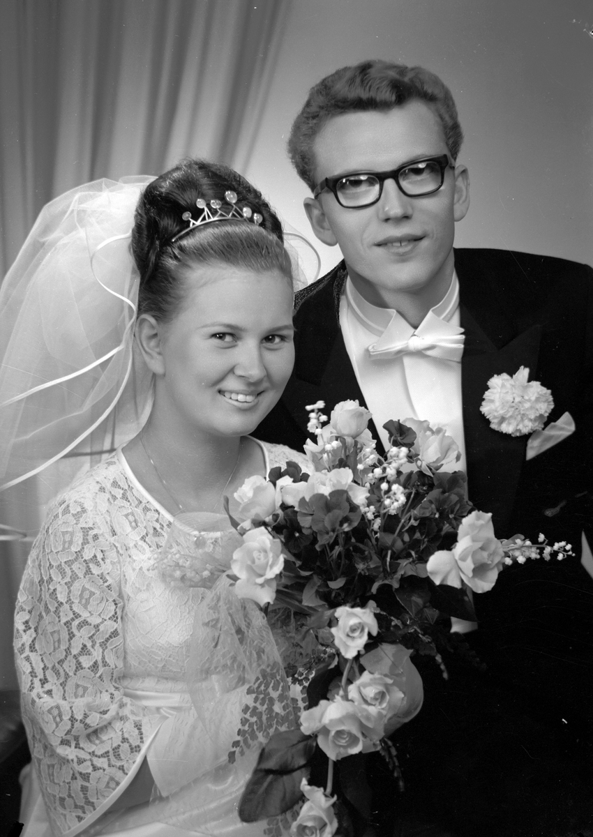 Brudparet Ulf Walldén, Hedesunda. Den 24 juni 1967