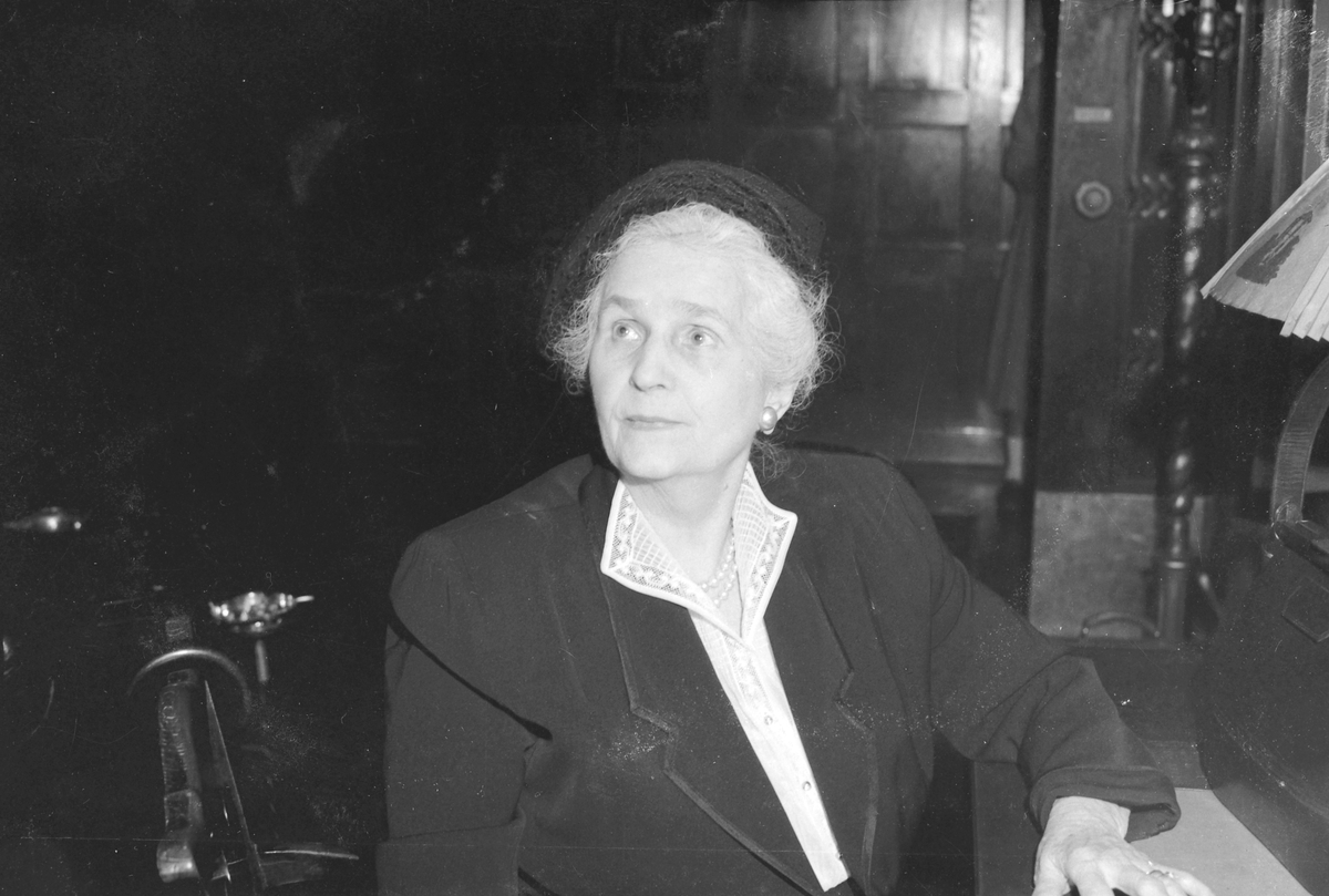 Turister fra RMS Caronia på besøk i Trondheim