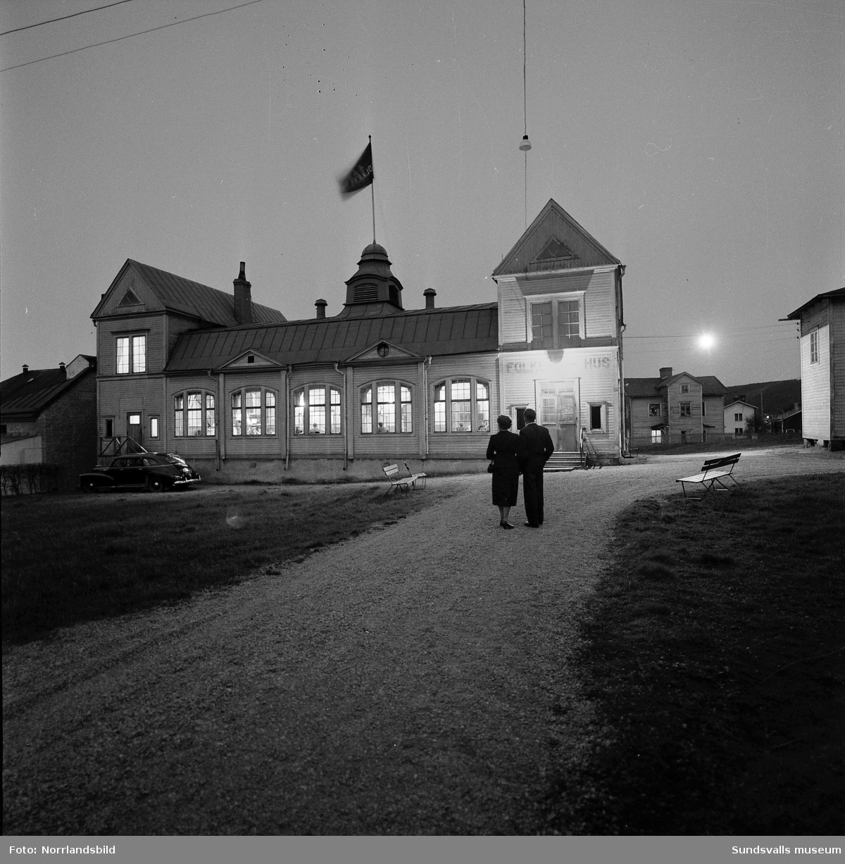 Avskedsfest i gamla Folkets hus i Skönsberg.