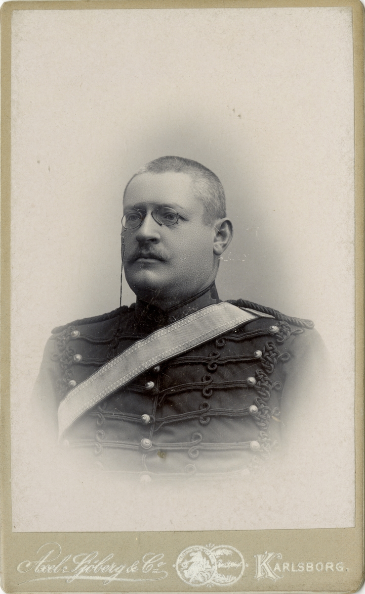 Porträtt av Wilhelm Pontus Bruno, officer vid Boden-Karlsborgs artilleriregemente A 8.