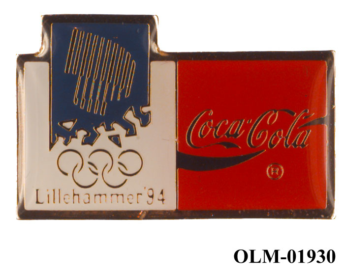 Sammensatt merke med emblemet for Lillehammer '94 til venstre på hvit bakgrunn og logo for Coca Cola på rød bakgrunn til høyre.
