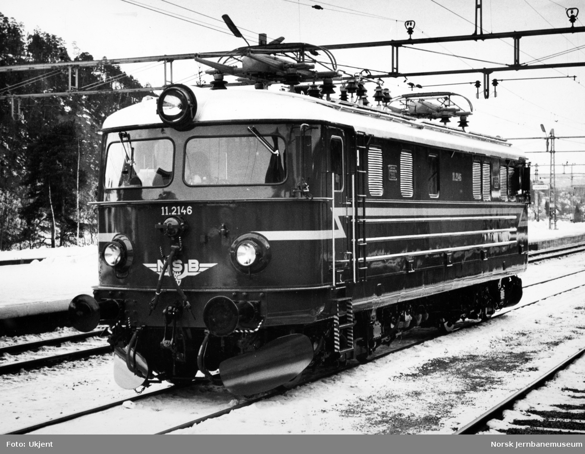 Elektrisk lokomotiv El 11 2146 som nytt