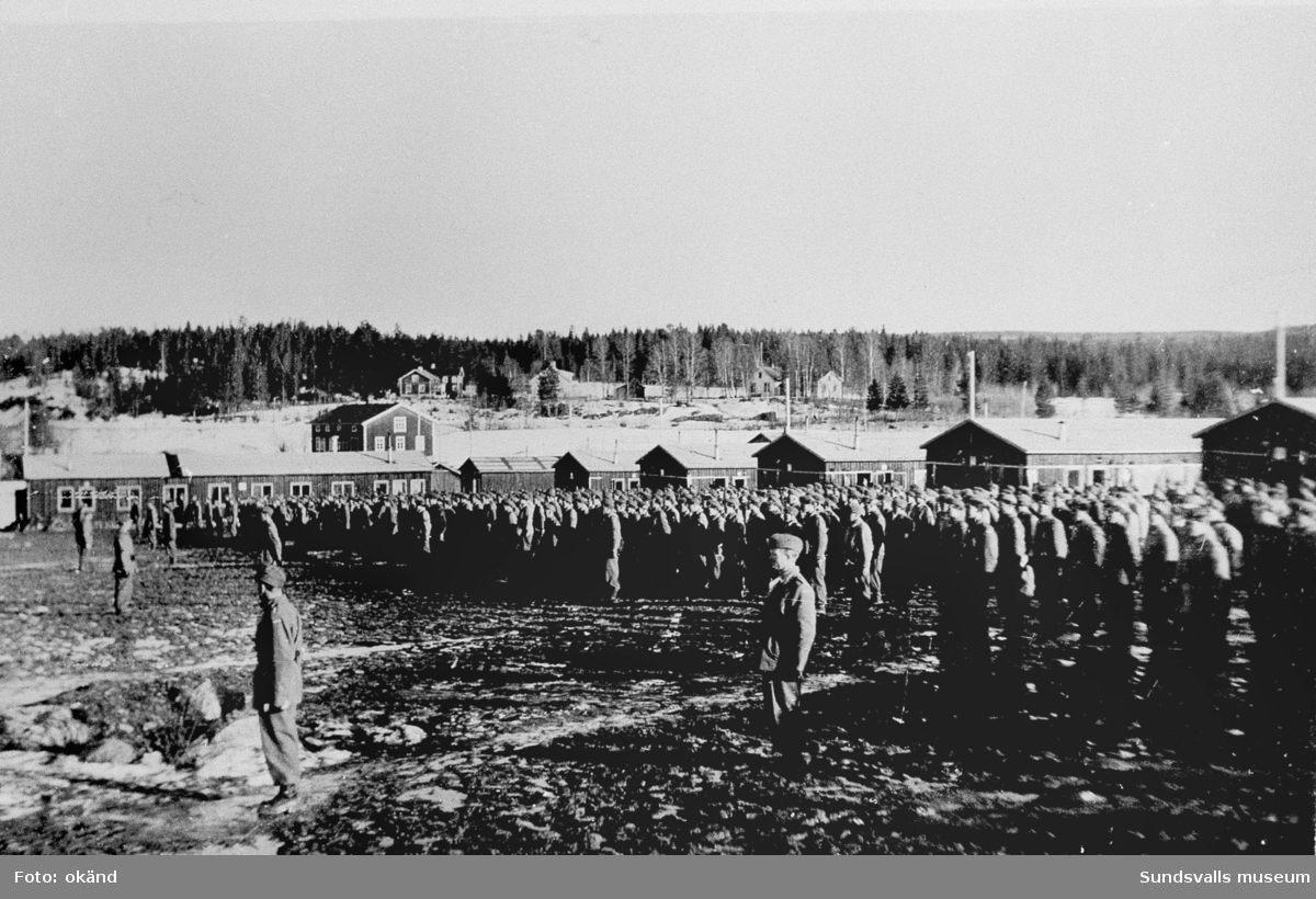 Uppställning av Bataljon lll i Baggböle i samband med besök av överste Benneke.