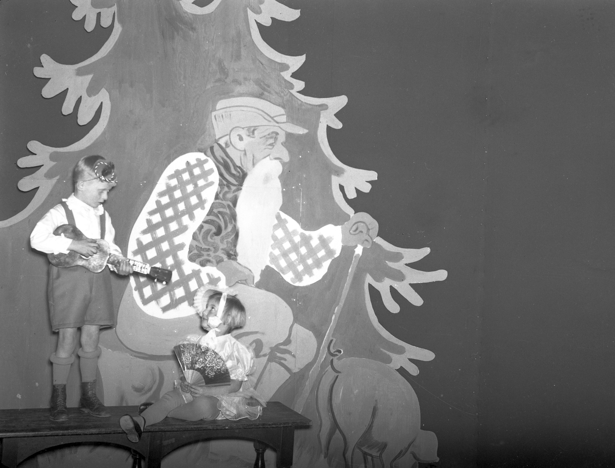 Sagorevyn på teatern. Den 14 januari 1938




