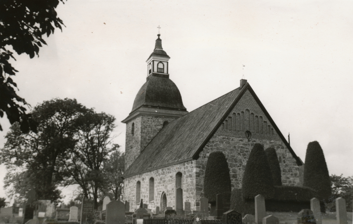 Törnsfalls kyrka 1948.