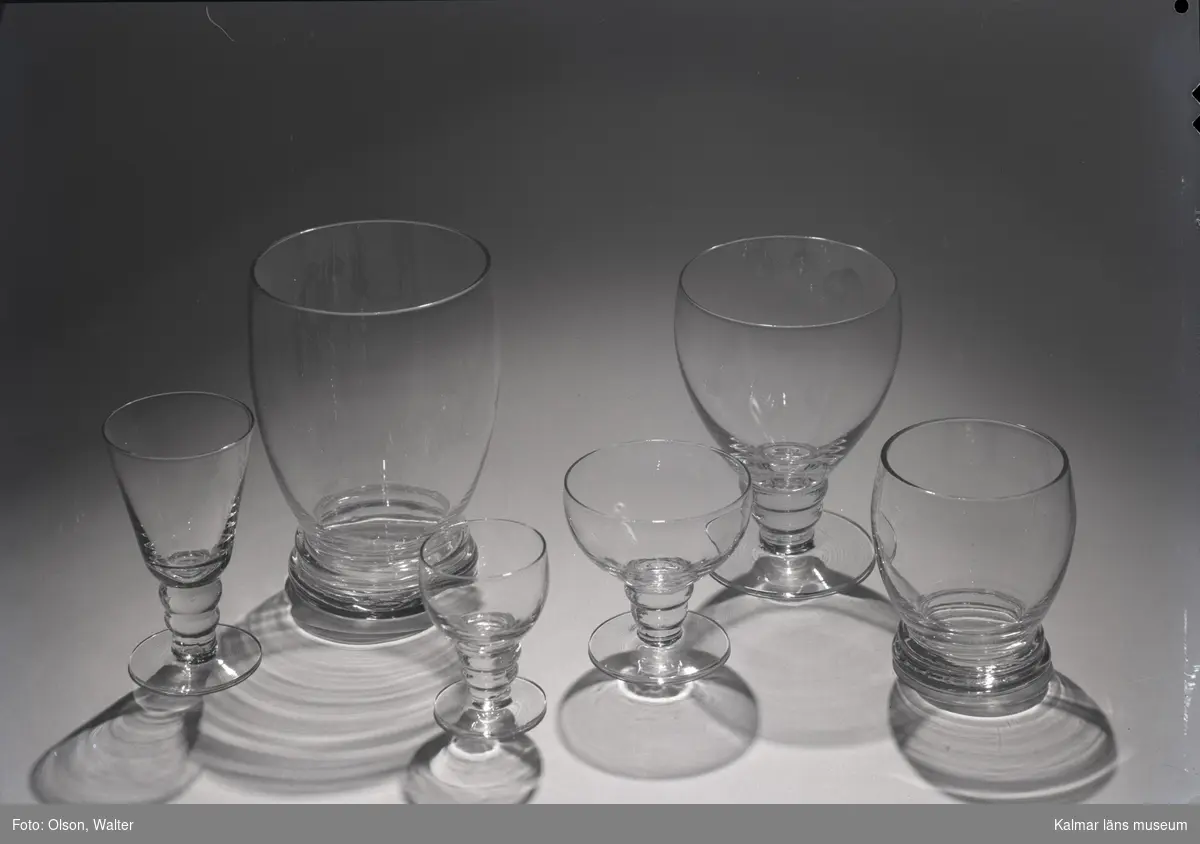 Målerås Glasserie. Likörglas, selterglas, snapsglas vinglas. - Kalmar läns museum / DigitaltMuseum