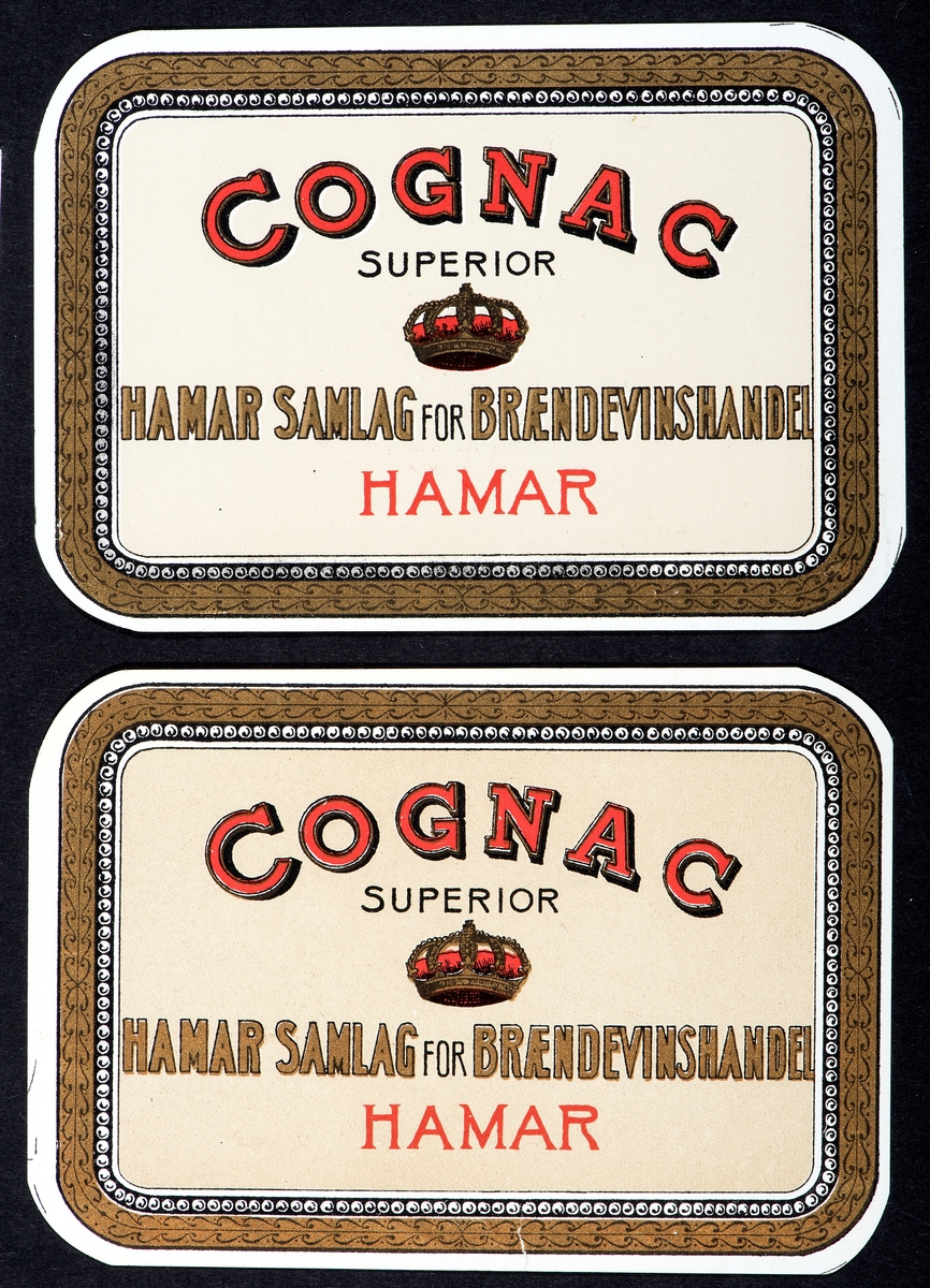 Brennevinsetikett. Spritetikett. Cognac Superior, Hamar Samlag for Brændvinshandel, Hamar. 2 varianter.