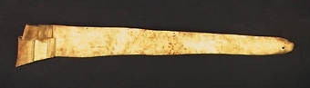 Värjgehäng, 1700-tal. På föremålet står: Protossen? id? Öfverste Lieutnantens.