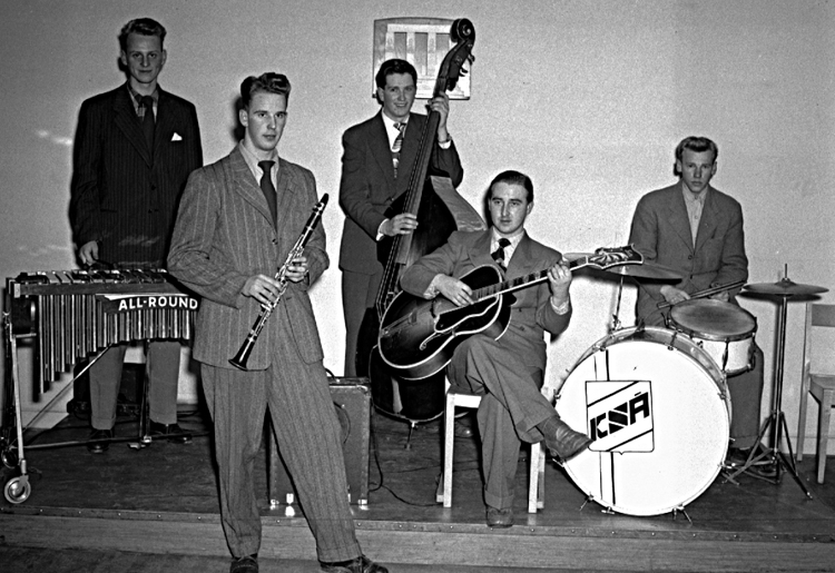 Skara. 
Ramåkers orkester 1950.
