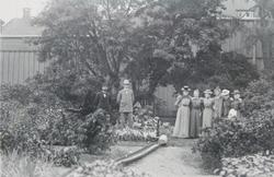 Kongens gate 85, vestre hage