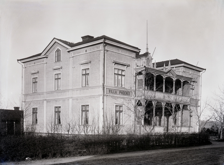 Villa Fenix.