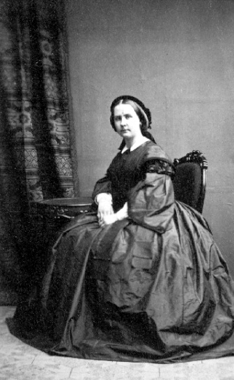 Eva Christine Gyllenkrook.
Född 1844 i Partille.
Död 1912 i Gumlösa sn, Skåne.
Bodde å Sinclairsholm i Gumlösa sn.