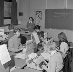 Fra undervisningen på Skedsmo Handelsskole i lokalene til St