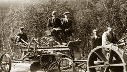 Stockland slepeveghøvel i Troms trukket av Fordson traktor c