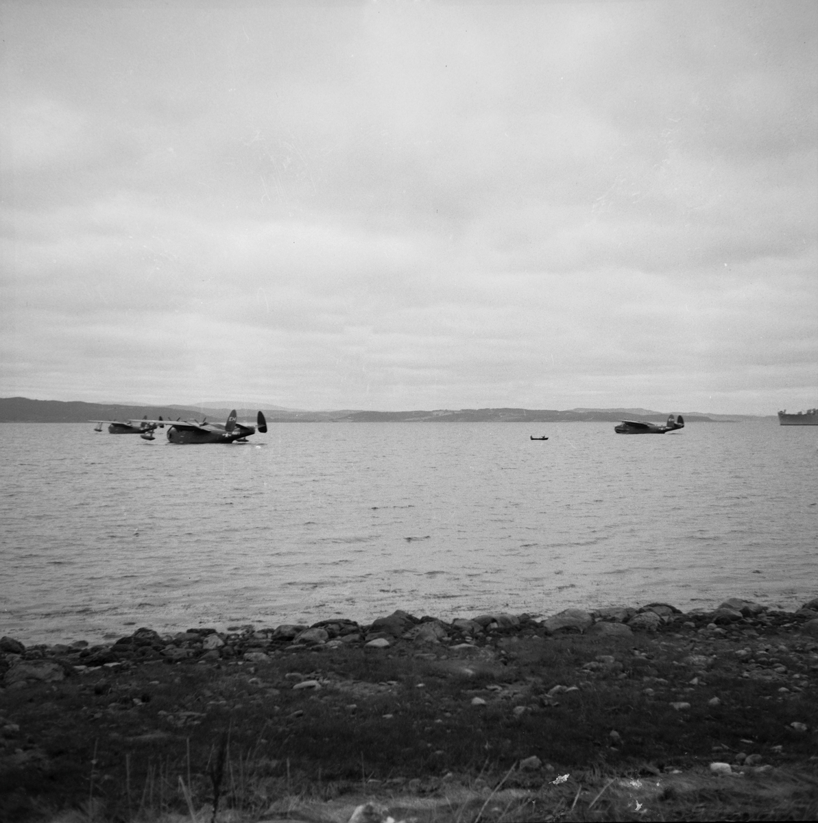 USS Currituck deltar i Natolandenes militærøvelse "Main Brace"