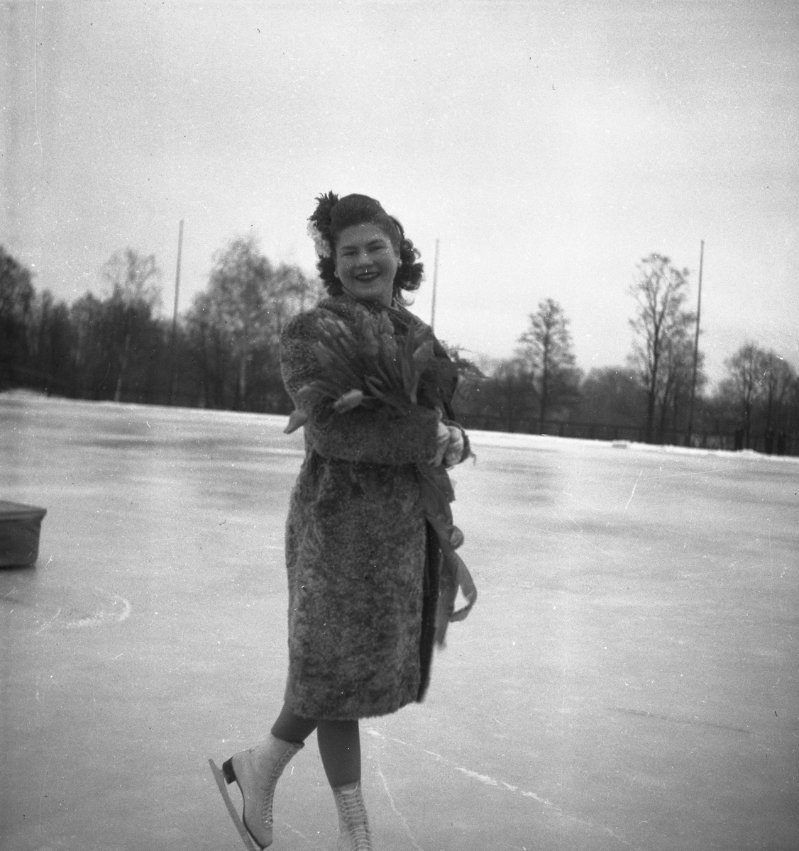 Lise-Lott Landtech,  Britta Råhlén.

Gävleflickorna 1947