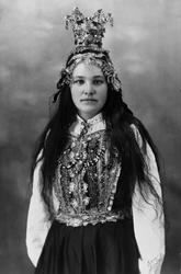 Brud, brudekrone, bunad.