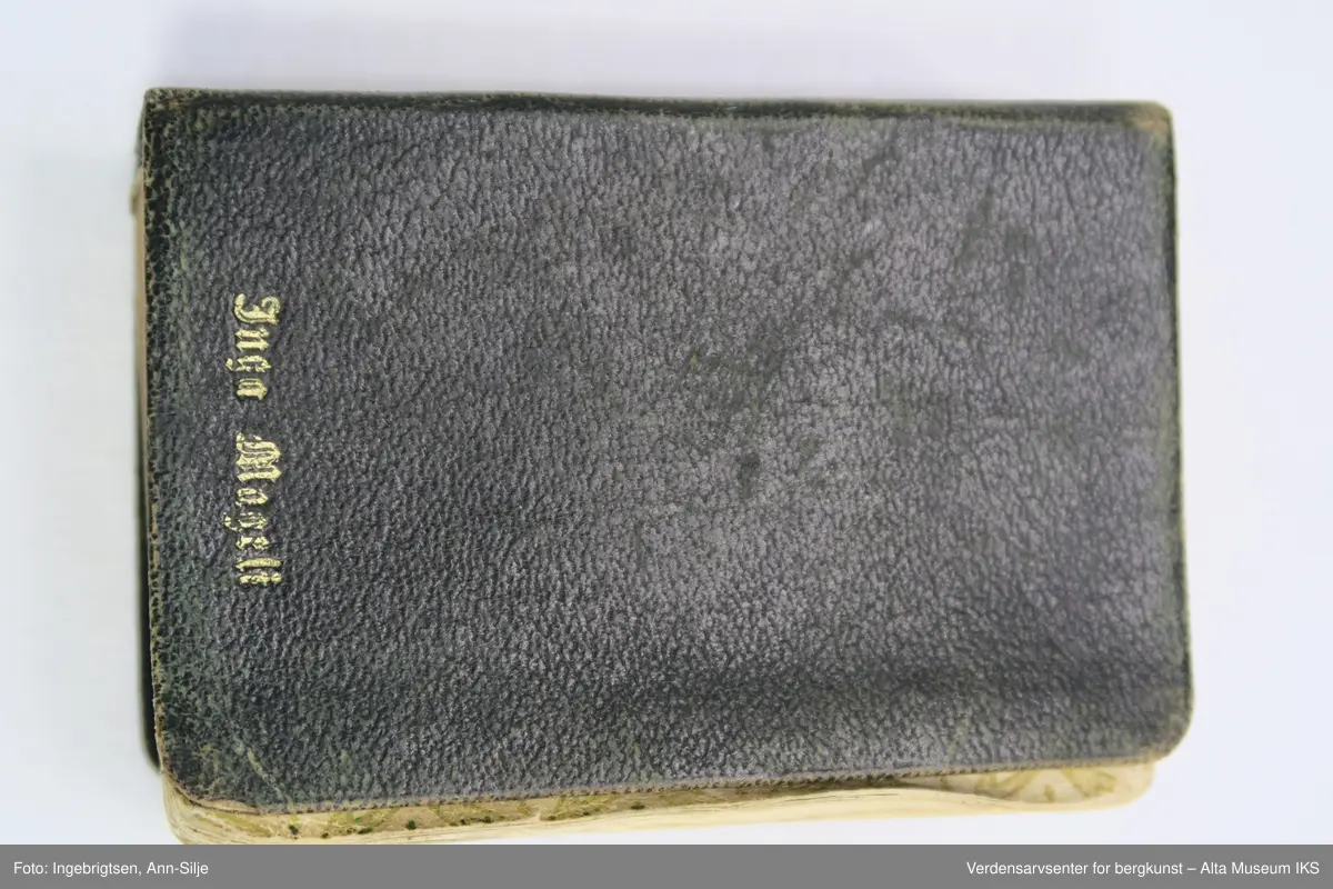 Form: Salmebok i miniformat, trykt med gotiske bokstaver.