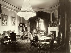 ulleberg - stue.
 Bilde fra Marie Knudtzon (1879-1966) sin f