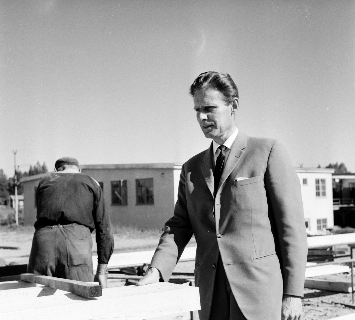 Lingbo Finnès. Fönstertillverkare
Lilian Pettersson, Carl-Erik Carlsson
8/6-1963