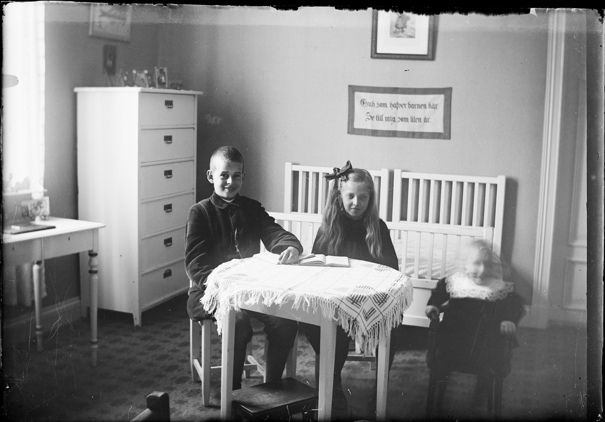 Barn i barnkammaren, Östhammar, Uppland
