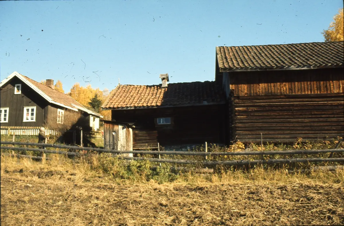 Øvre Kolabakken. Husmannsplass under Dvergsten, ca 1975