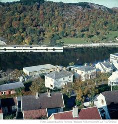 Eide og Kontrari sett fra Hafsøy